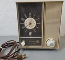 Westinghouse Clock Radio Space Maker H210L5 Electric Corporation Works Mcm. Fixed Price $25.00.