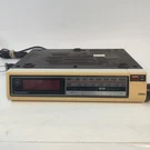 Ge Spacemaker 7-4212A Under Cabinet Am/fm Digital Red Light Clock Radio, Works!. Fixed Price $28.00.