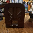 Antique Philco Table Top Tube Radio Needs Restored. Fixed Price $99.99.