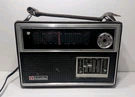 Vintage Juliette Topp Portable Radio FPR-1282 Solid State Am/fm Works!. Fixed Price $17.18.
