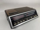 General Electric Alarm Clock Am/fm Radio 7-4616B Two Wake Times Clean Perfect. Fixed Price $23.99.