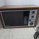 Magnavox Transistor Table Radio Model R434 Am/fm Powers On Needs Work See Video. Fixed Price $32.77.