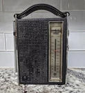 Vintage P2860B Am/fm Portable Transistor Radio Works, Distorted, 1971. Fixed Price $17.95.