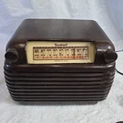 1946 Sentinel 284-W Am 5 Tube Radio Bakelite Cabinet Good Knobs Works. Fixed Price $128.90.