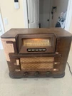 Silvertone 7036 Tube Radio For Parts. Fixed Price $50.00.