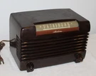 Wards Airline Model 74BR-1503B Bakelite Tube Am Radio 1947. Fixed Price $65.00.