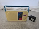 Vintage Soundesign 2204HWT Am Fm Portable Radio Color Tunes Retro W/ Adapter.... Fixed Price $27.99.