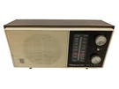 Magnavox Solid State FM017 Am/fm Tabletop Radio - Works. Fixed Price $19.99.