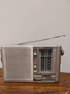 Soundesign Model 2151-B Am/fm Portable Compact Radio Tested And Working. Fixed Price $18.25.