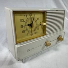 Vintage Motorola Solid State Am Clock Radio Model Xcifh Off White Tested. Fixed Price $29.98.