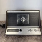 Vtg Coronado Twin Speaker Solid State Am Clock Radio Model RA60-5520A Works. Fixed Price $25.50.