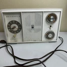 Vintage Motorola Solid State Am Clock Radio TC20EH Mid Century Modern White. Fixed Price $22.80.