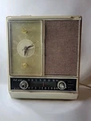 Vintage Montgomery Ward Airline Solid State Clock Radio 1960S *read Description*. Fixed Price $18.97.
